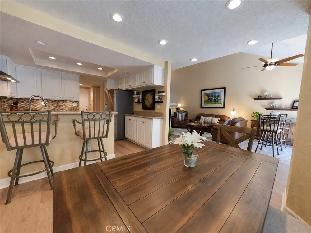 35 Pepperwood Aliso Viejo, CA 92656