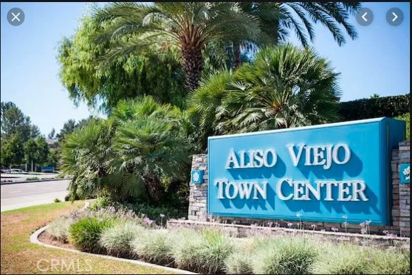 35 Pepperwood Aliso Viejo, CA 92656