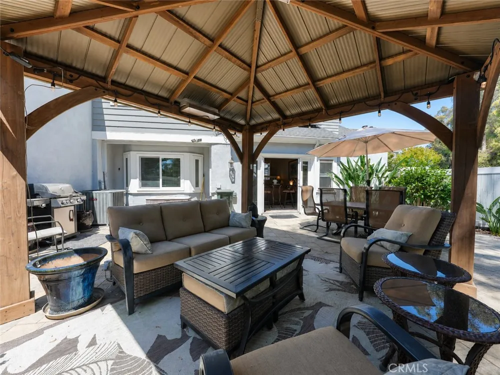 35 Pepperwood Aliso Viejo, CA 92656
