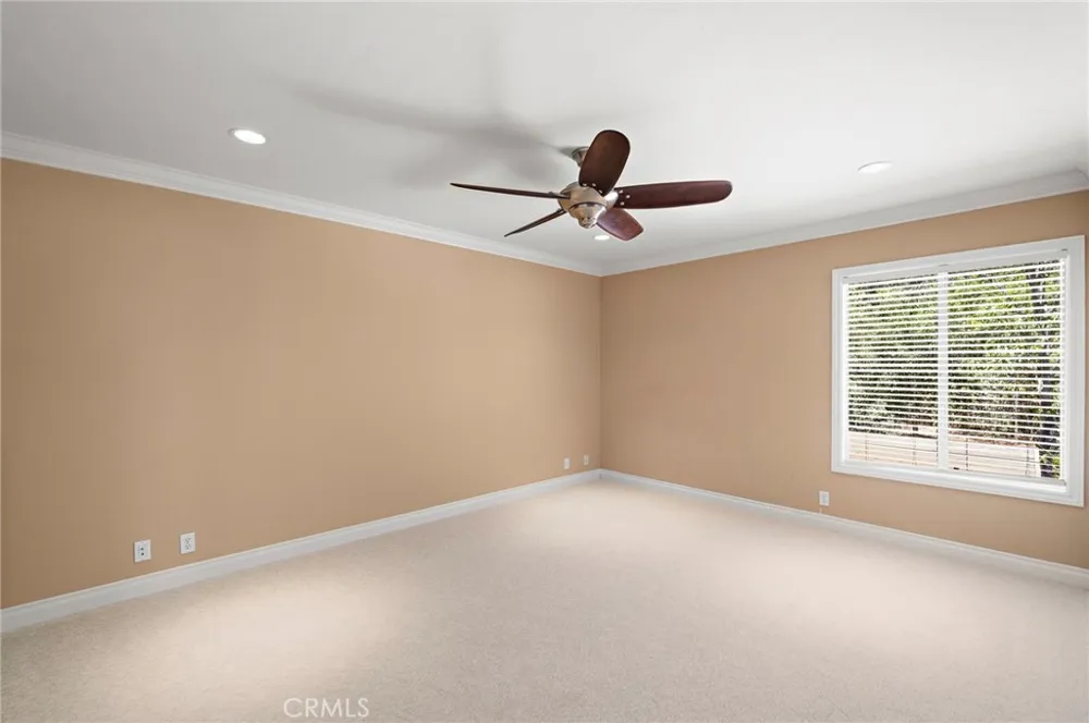 25072 Castlewood Lake Forest, CA 92630
