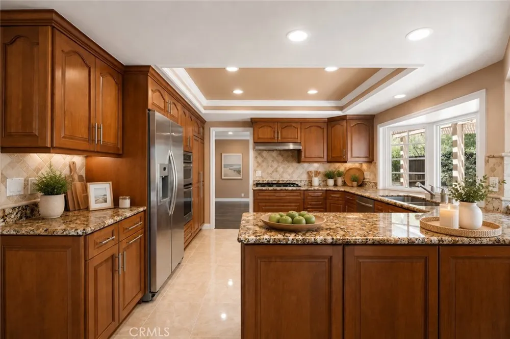 25072 Castlewood Lake Forest, CA 92630