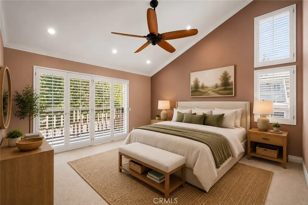 25072 Castlewood Lake Forest, CA 92630