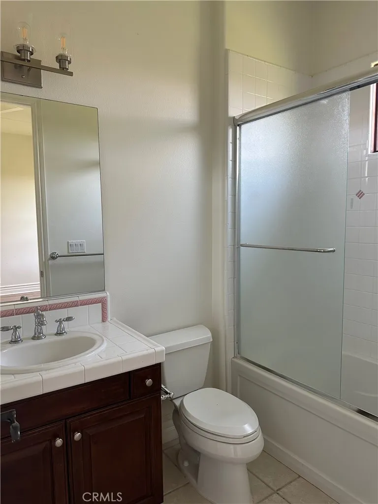 25351 MUSTANG DRIVE Laguna Hills, CA 92653