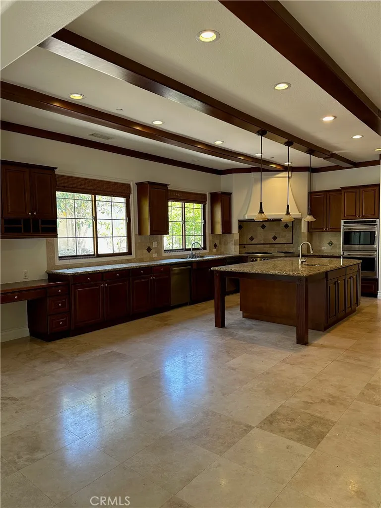 25351 MUSTANG DRIVE Laguna Hills, CA 92653