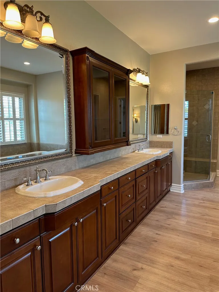 25351 MUSTANG DRIVE Laguna Hills, CA 92653