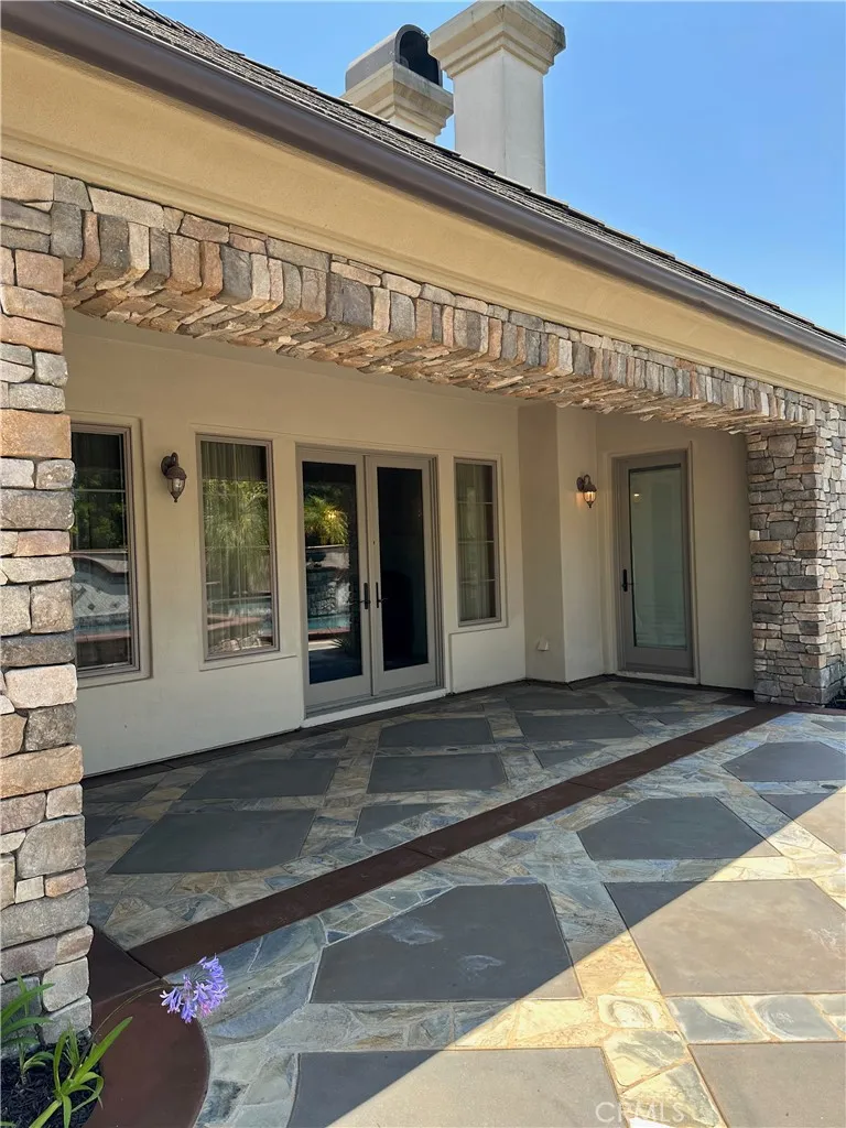 25351 MUSTANG DRIVE Laguna Hills, CA 92653