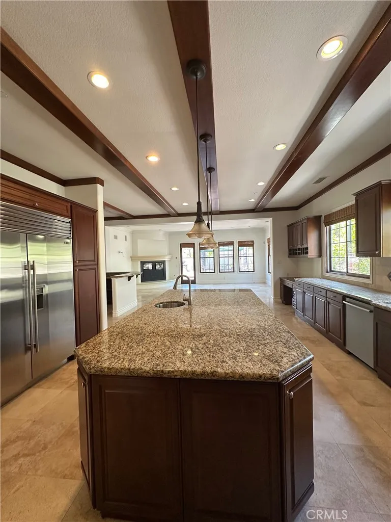 25351 MUSTANG DRIVE Laguna Hills, CA 92653