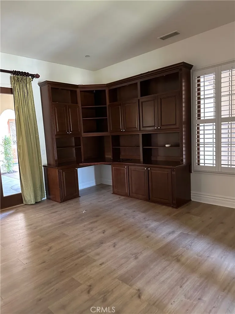 25351 MUSTANG DRIVE Laguna Hills, CA 92653