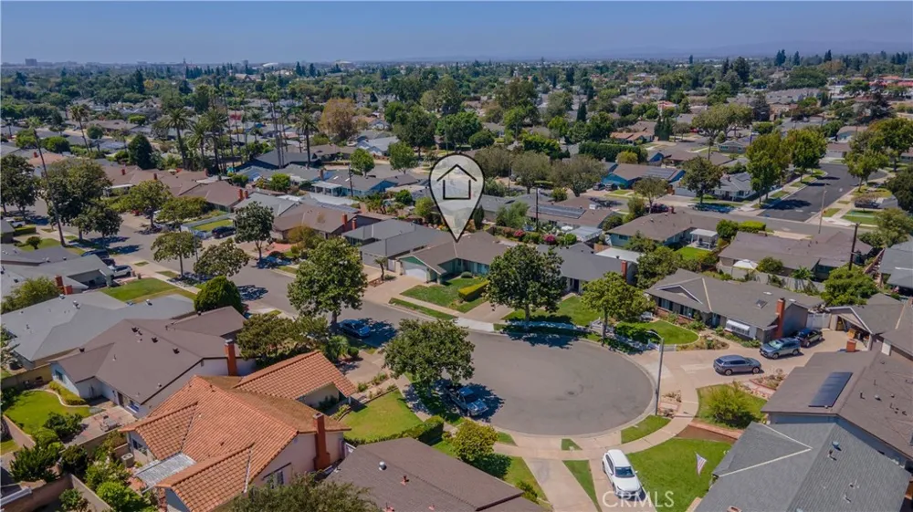 1215 E Mardell Orange, CA 92866