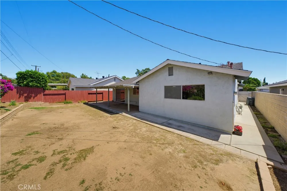 1215 E Mardell Orange, CA 92866