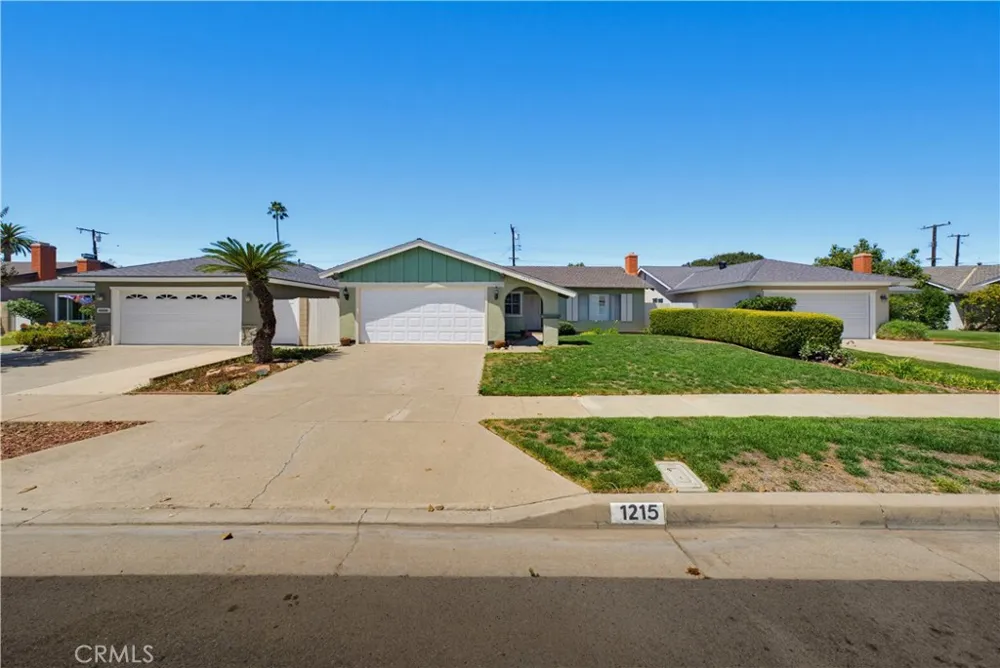 1215 E Mardell Orange, CA 92866