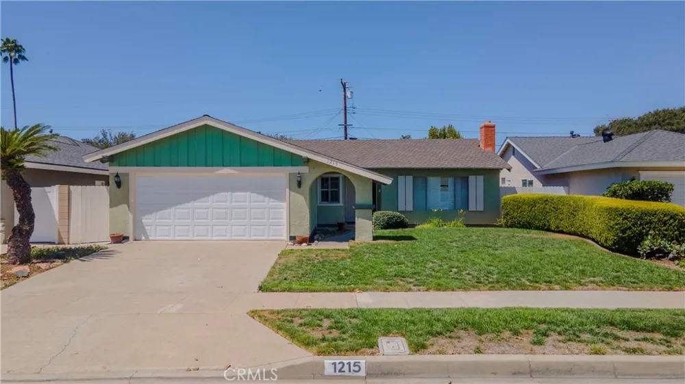 1215 E Mardell Orange, CA 92866