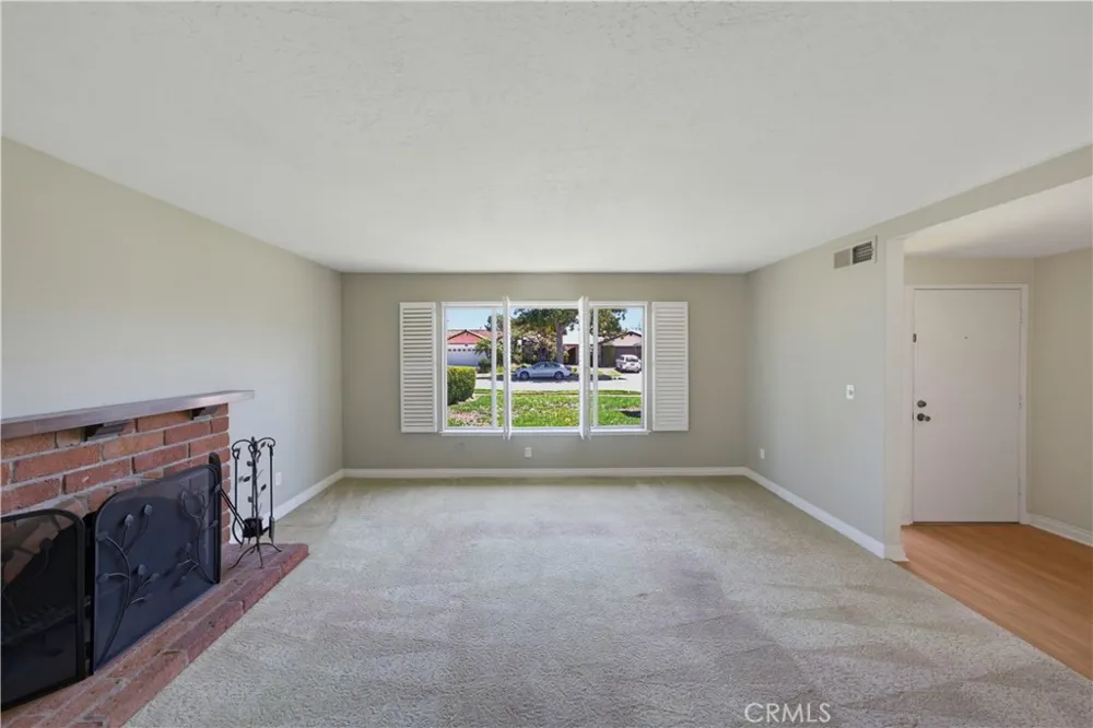 1215 E Mardell Orange, CA 92866