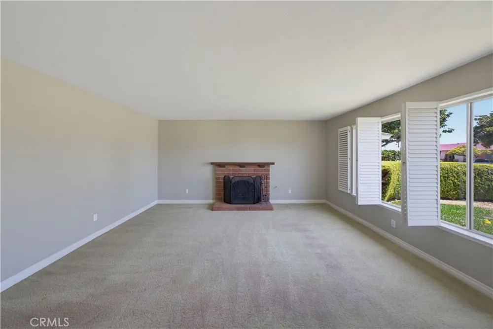 1215 E Mardell Orange, CA 92866