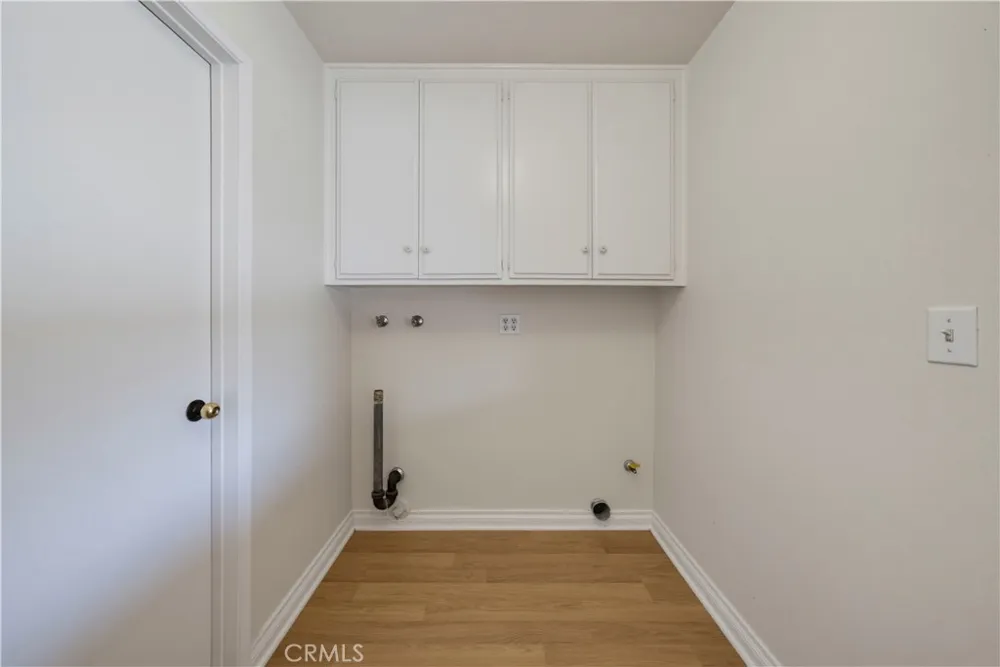 1215 E Mardell Orange, CA 92866