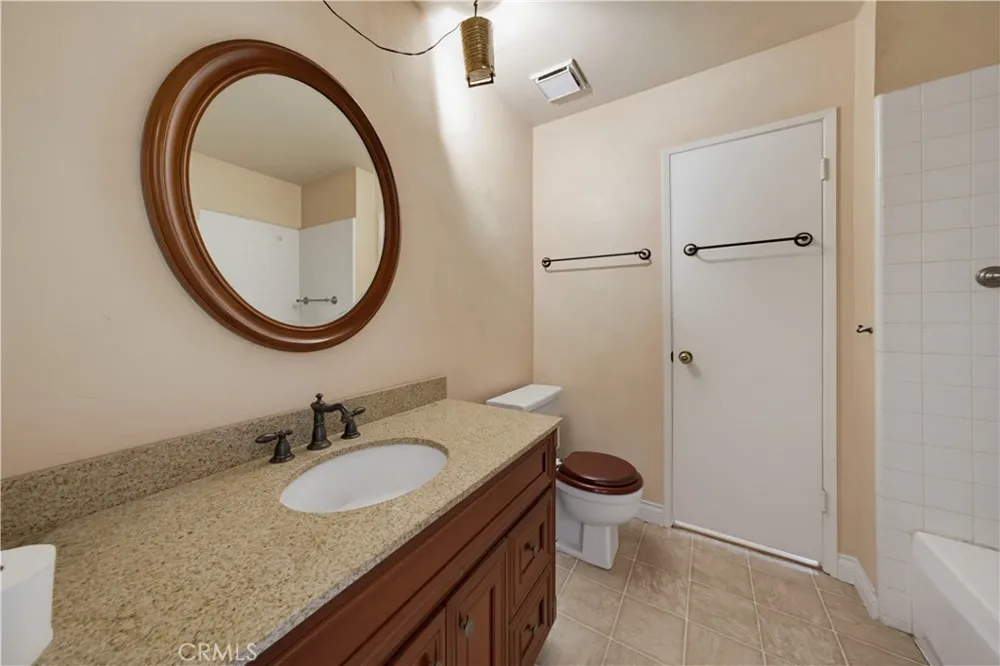 1215 E Mardell Orange, CA 92866