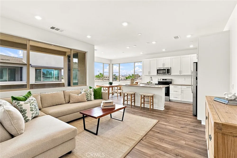 3306 South Ruby Paseo Ontario, CA 91761