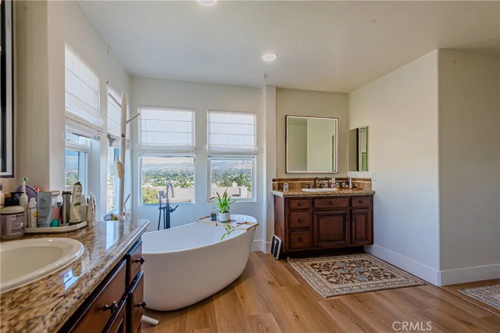 3407 Coastal Oak Simi Valley, CA 93065