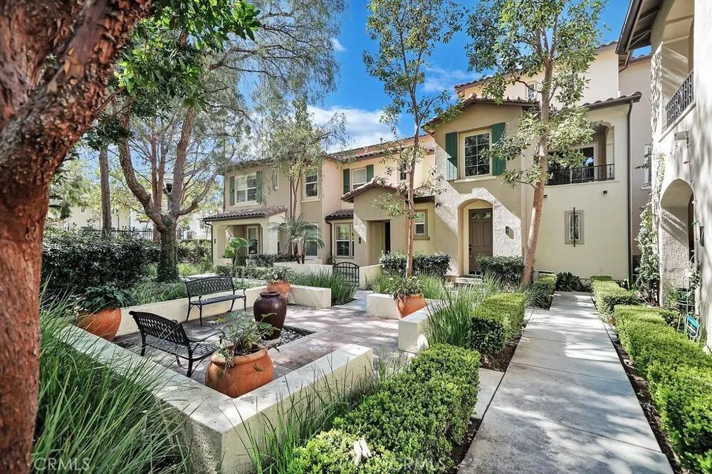 88 Dovetail Irvine, CA 92603