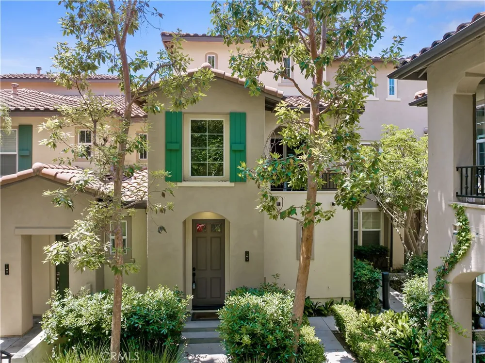 88 Dovetail Irvine, CA 92603