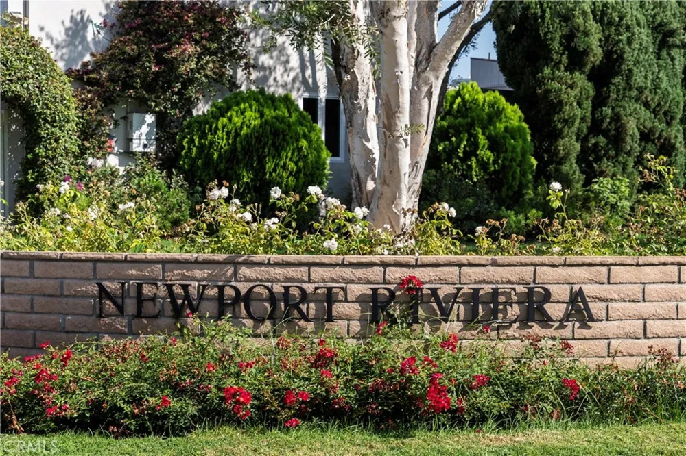 368 Genoa Costa Mesa, CA 92627