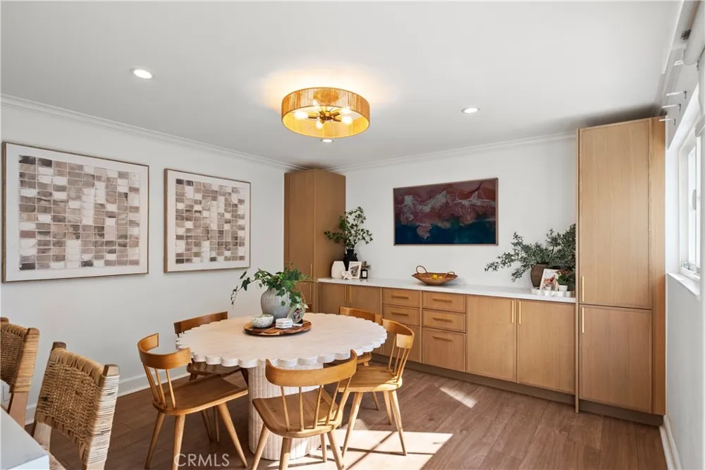 368 Genoa Costa Mesa, CA 92627