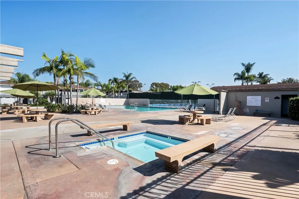 368 Genoa Costa Mesa, CA 92627