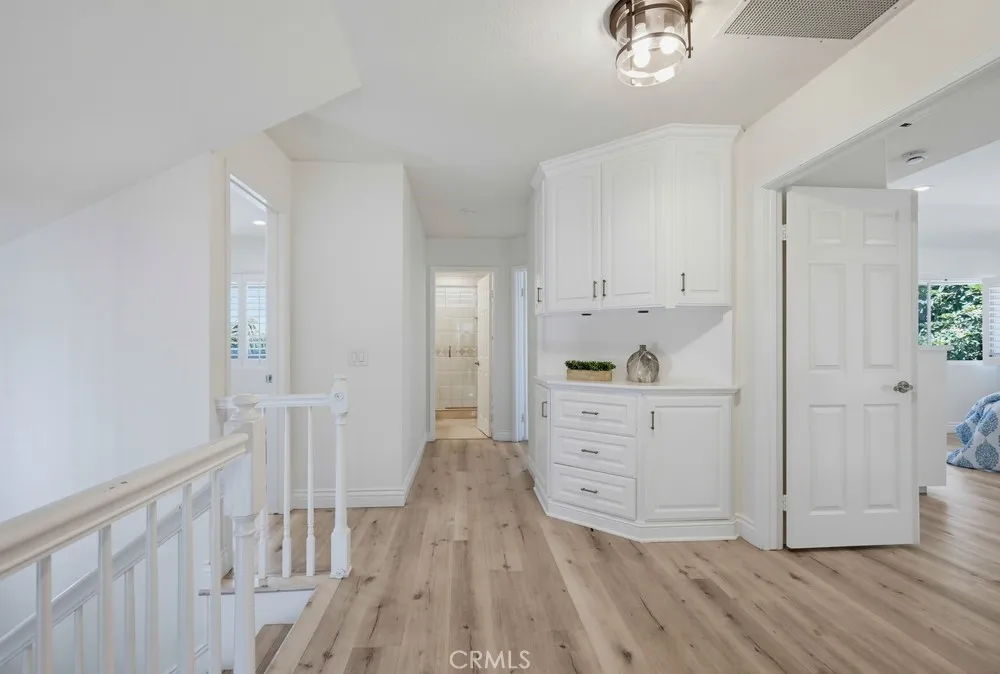 25981 Anacapa Laguna Hills, CA 92653
