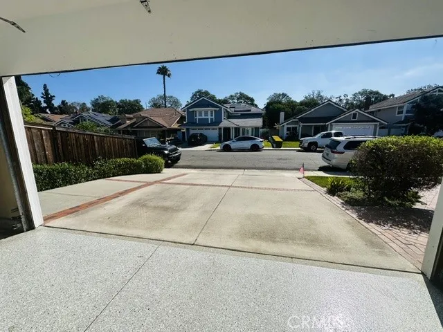 25981 Anacapa Laguna Hills, CA 92653