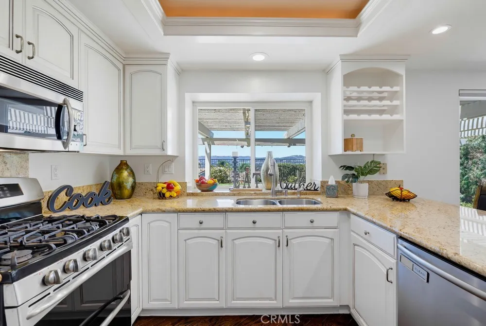 25981 Anacapa Laguna Hills, CA 92653