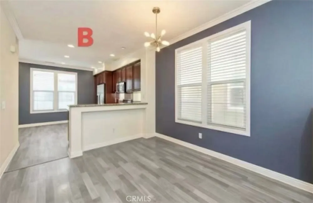 12 Tall Oak Irvine, CA 92603