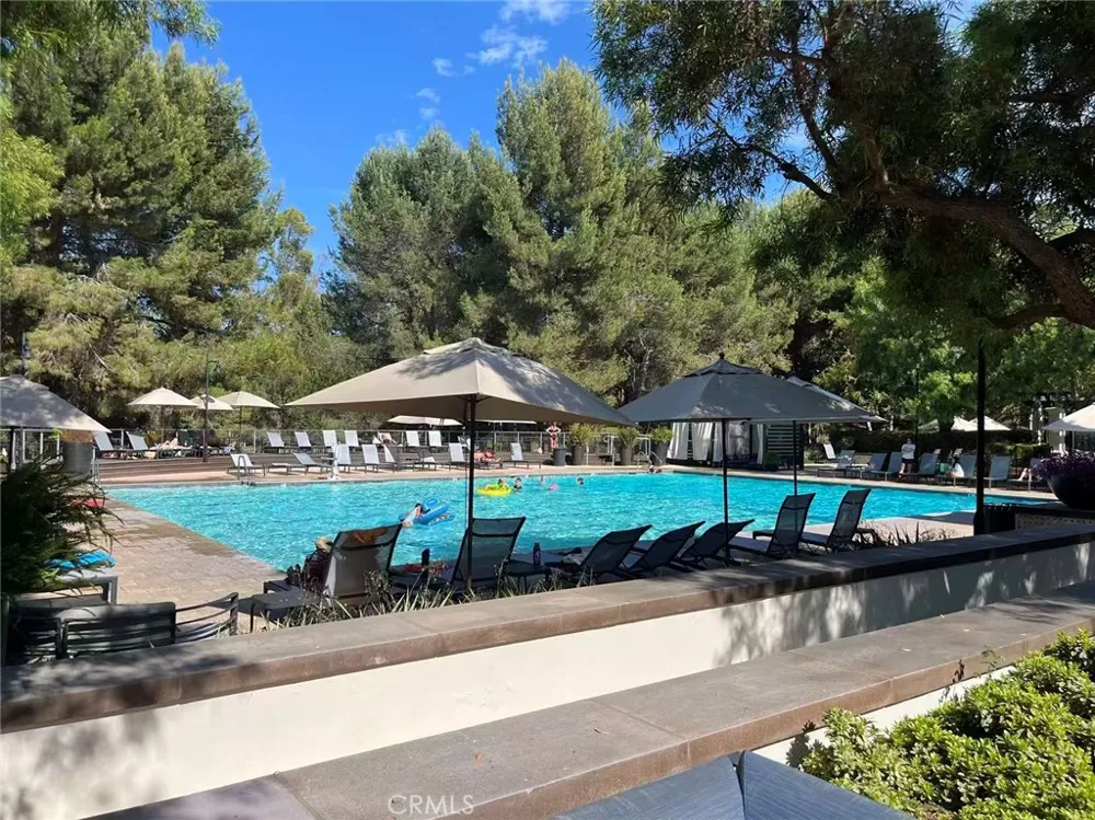 12 Tall Oak Irvine, CA 92603