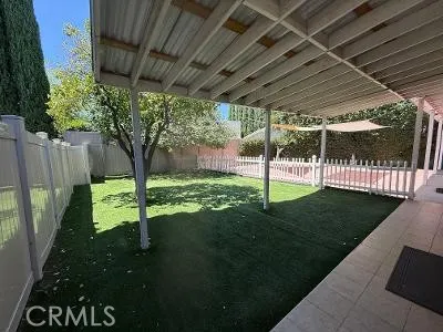 4711 Aqueduct Encino, CA 91436