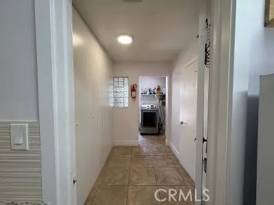 4711 Aqueduct Encino, CA 91436