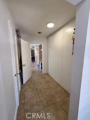 4711 Aqueduct Encino, CA 91436
