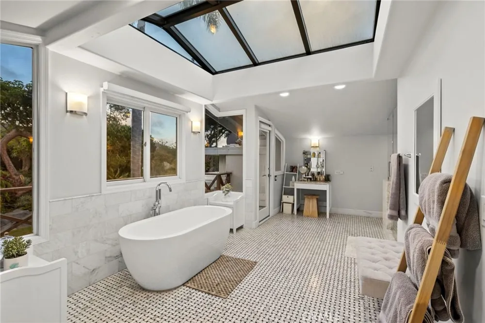 210 Monarch Bay Dana Point, CA 92629