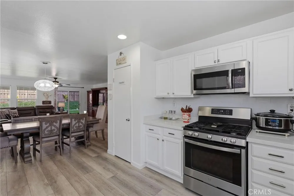 690 Julian San Jacinto, CA 92582