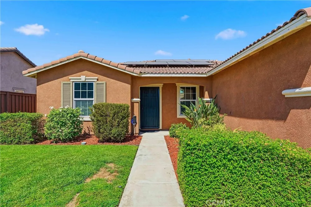 690 Julian San Jacinto, CA 92582