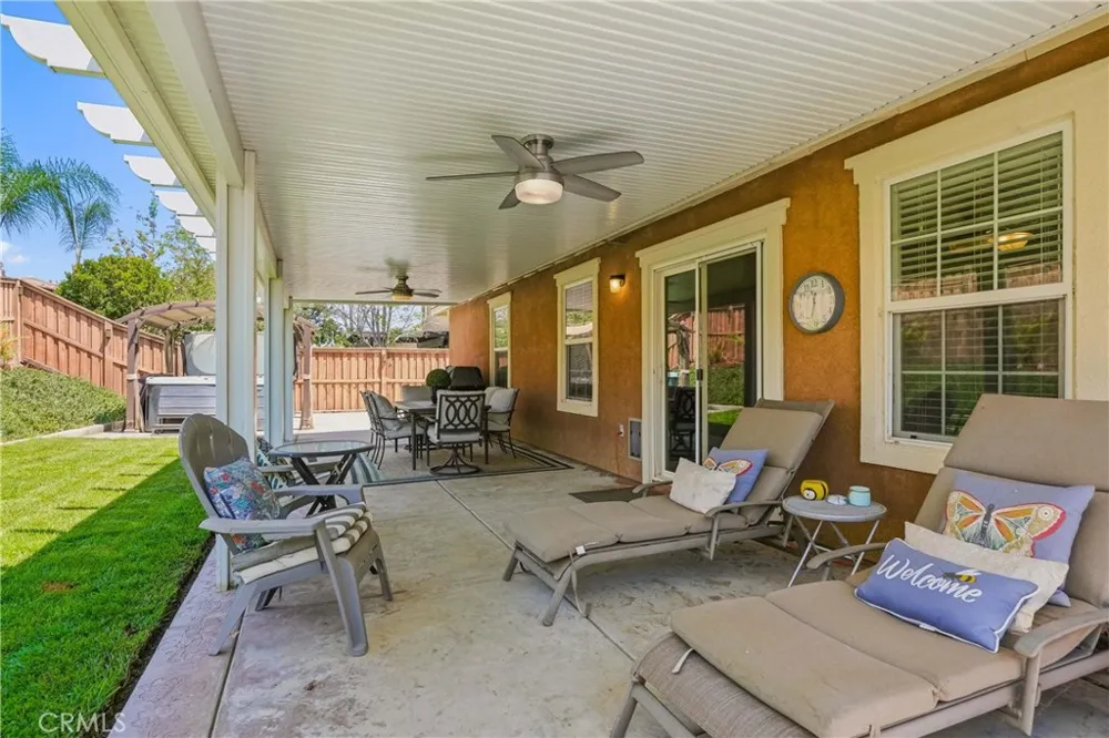 690 Julian San Jacinto, CA 92582