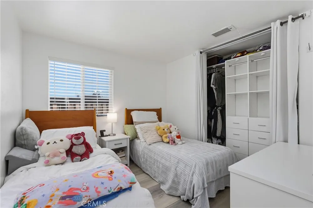 690 Julian San Jacinto, CA 92582