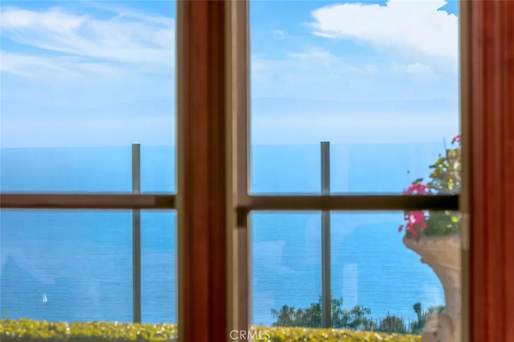 18 Sail Vista Newport Coast, CA 92657