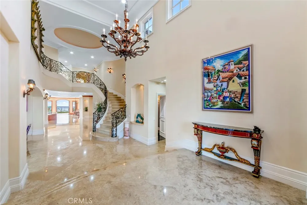 18 Sail Vista Newport Coast, CA 92657