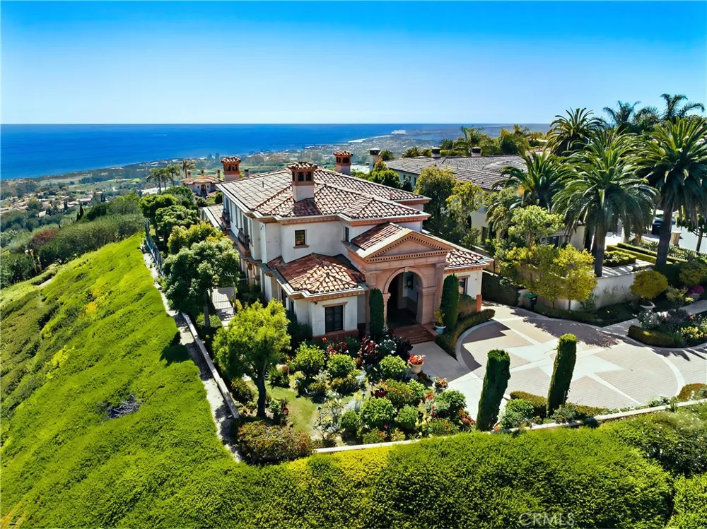 18 Sail Vista Newport Coast, CA 92657