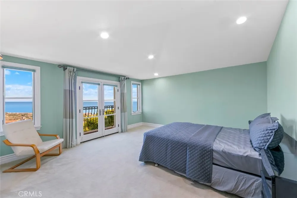 18 Sail Vista Newport Coast, CA 92657
