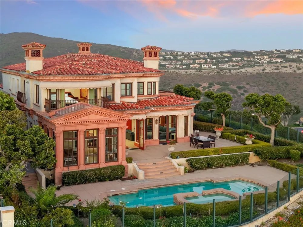 18 Sail Vista Newport Coast, CA 92657