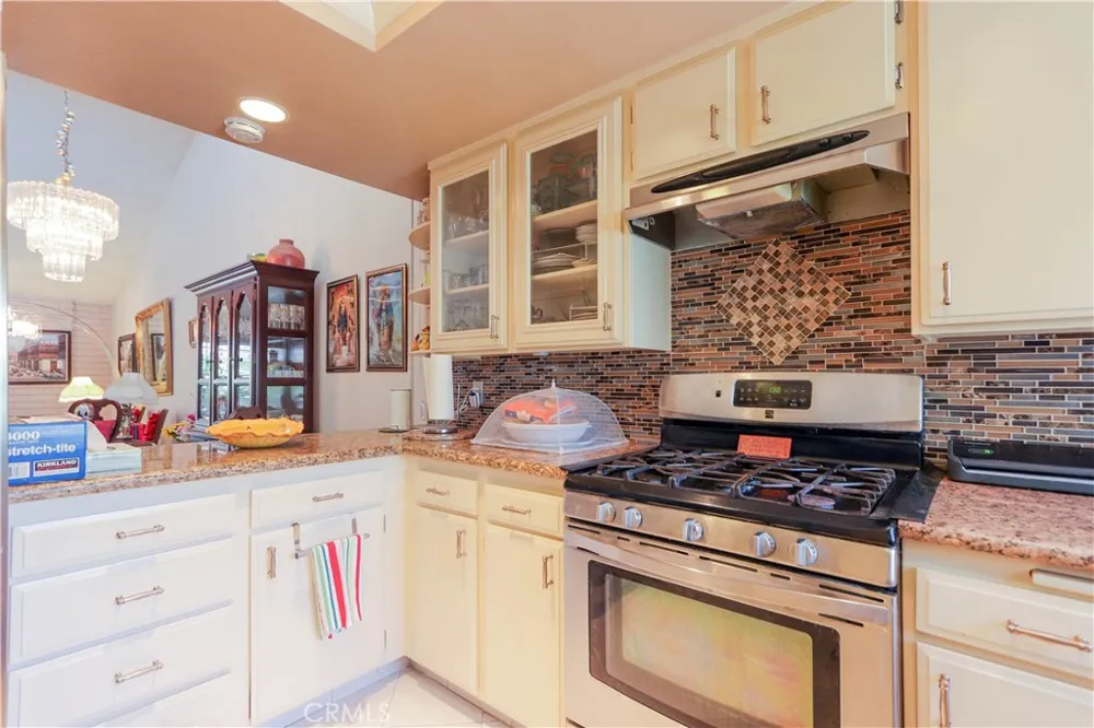 5086 Cinnamon Irvine, CA 92612