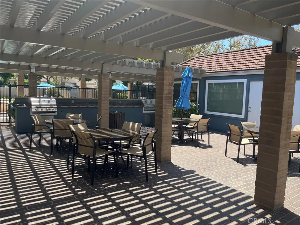 5086 Cinnamon Irvine, CA 92612