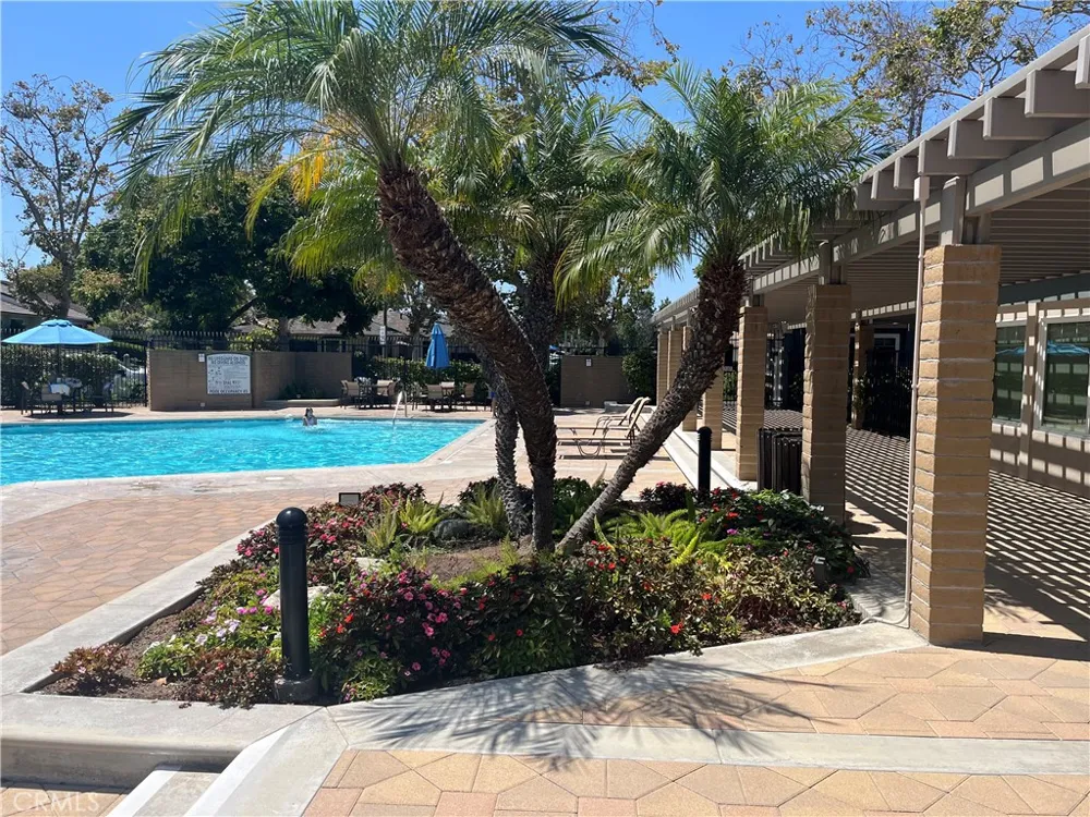 5086 Cinnamon Irvine, CA 92612