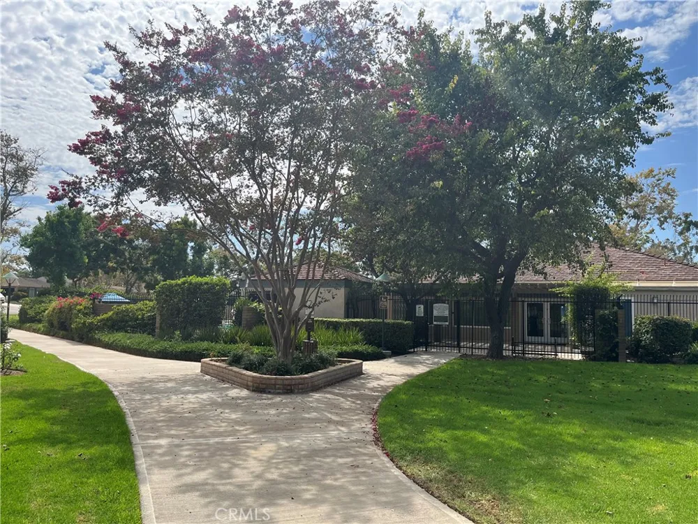 5086 Cinnamon Irvine, CA 92612
