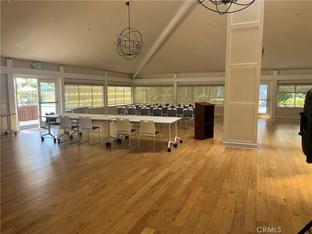 5086 Cinnamon Irvine, CA 92612